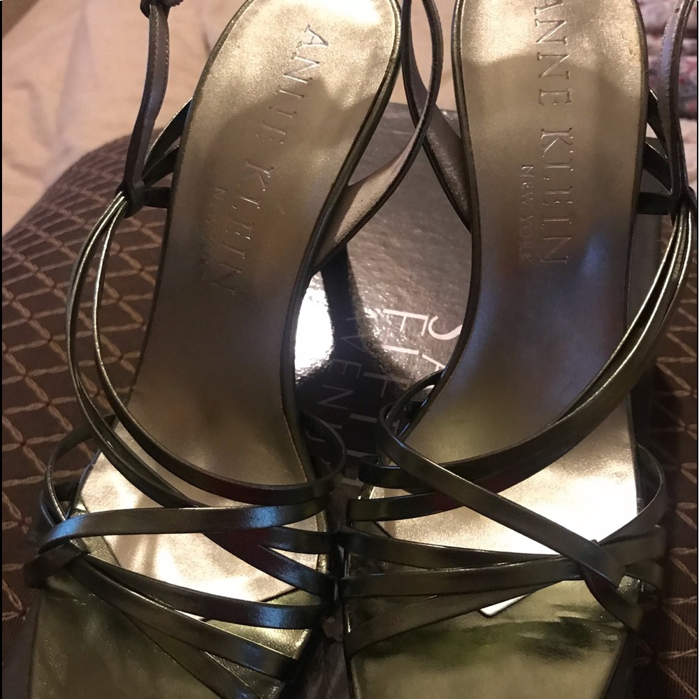 Metallic Green Anne Klein Brand New Heels